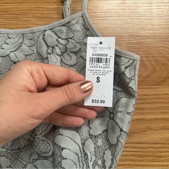 NWT Ann Taylor Light Blue Gray Floral Romantic Coquette Lace Top Women’s Sm - Picture 4 of 5